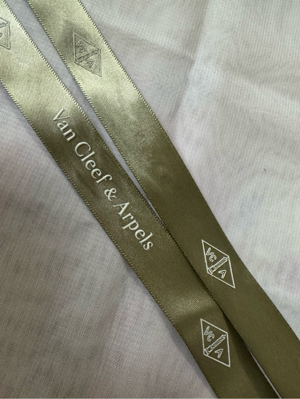 Van Cleef & Arpels 💯% Authentic Iconic Olive Green Satin Logo luxurious Ribbon.